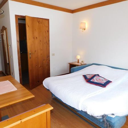 Ski Residence ซานมาร์ตีโนดีกัสตรอสซา ภายนอก รูปภาพ