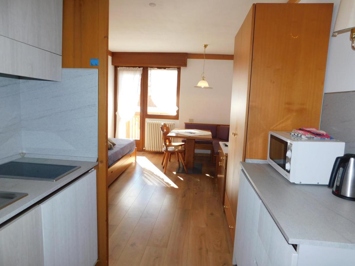 Ski Residence ซานมาร์ตีโนดีกัสตรอสซา ภายนอก รูปภาพ