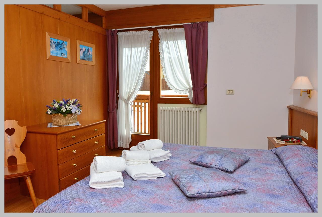 Ski Residence ซานมาร์ตีโนดีกัสตรอสซา ภายนอก รูปภาพ